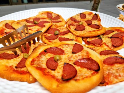 Mini Pizza Salami